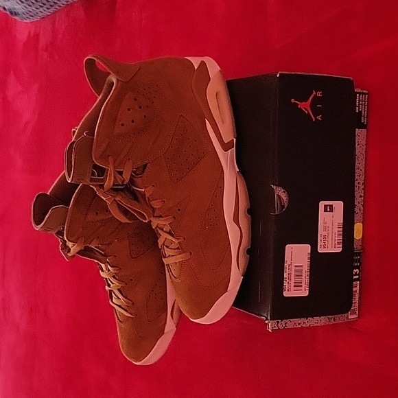 Men's Jordan Retro 6's - Picture 6 of 7
